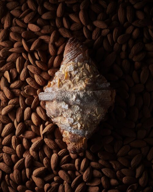 ALMOND CROISSANT