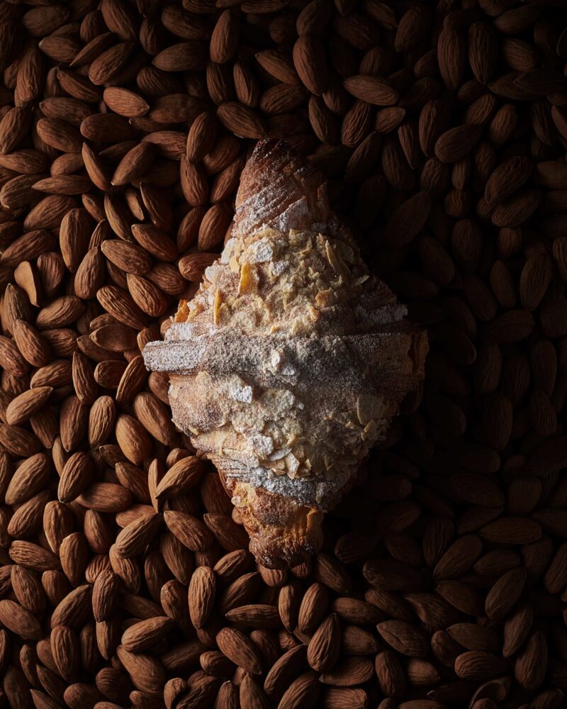 ALMOND CROISSANT